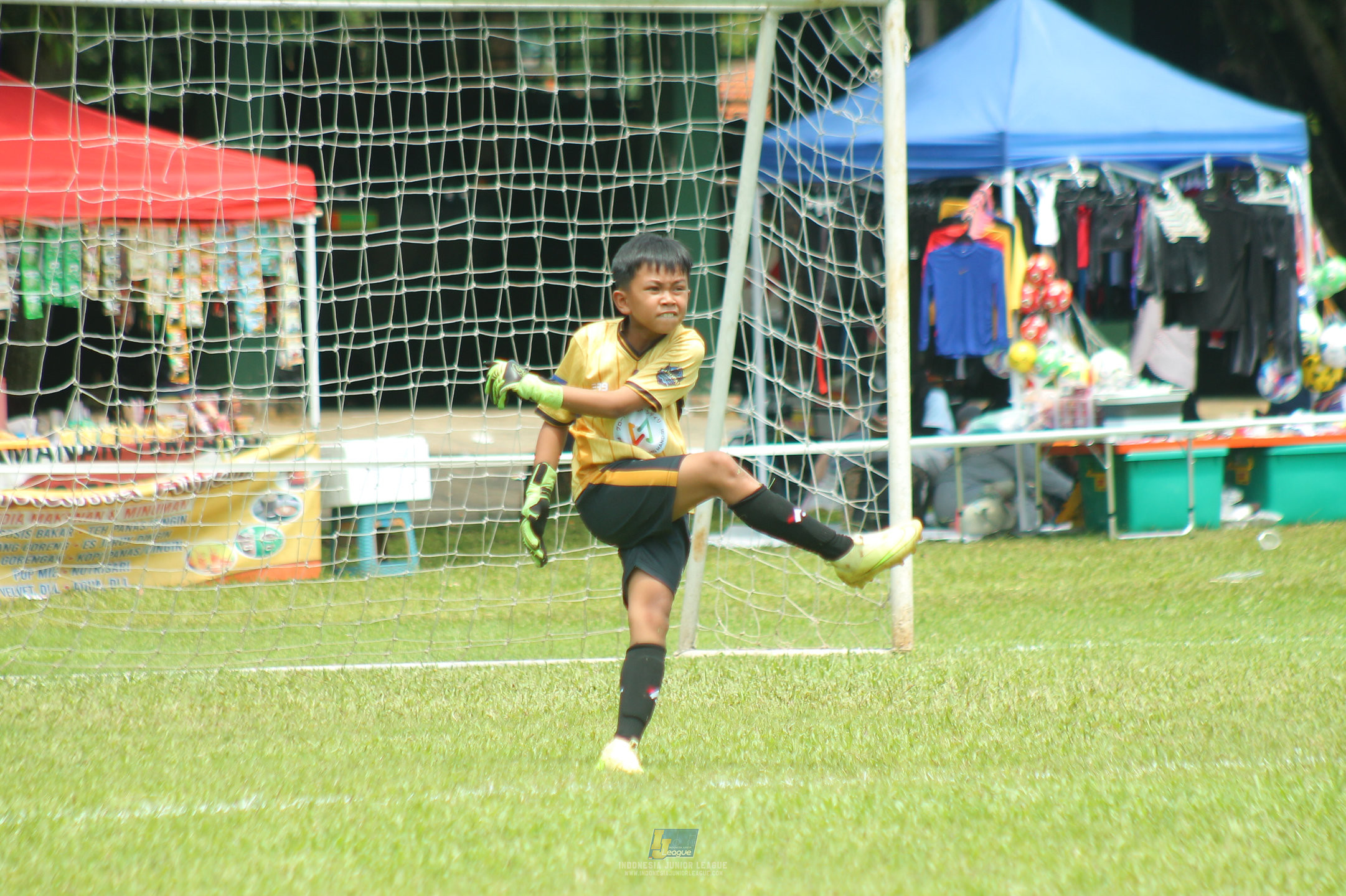 ijl u11 120426 farama fc vs grand young kids
