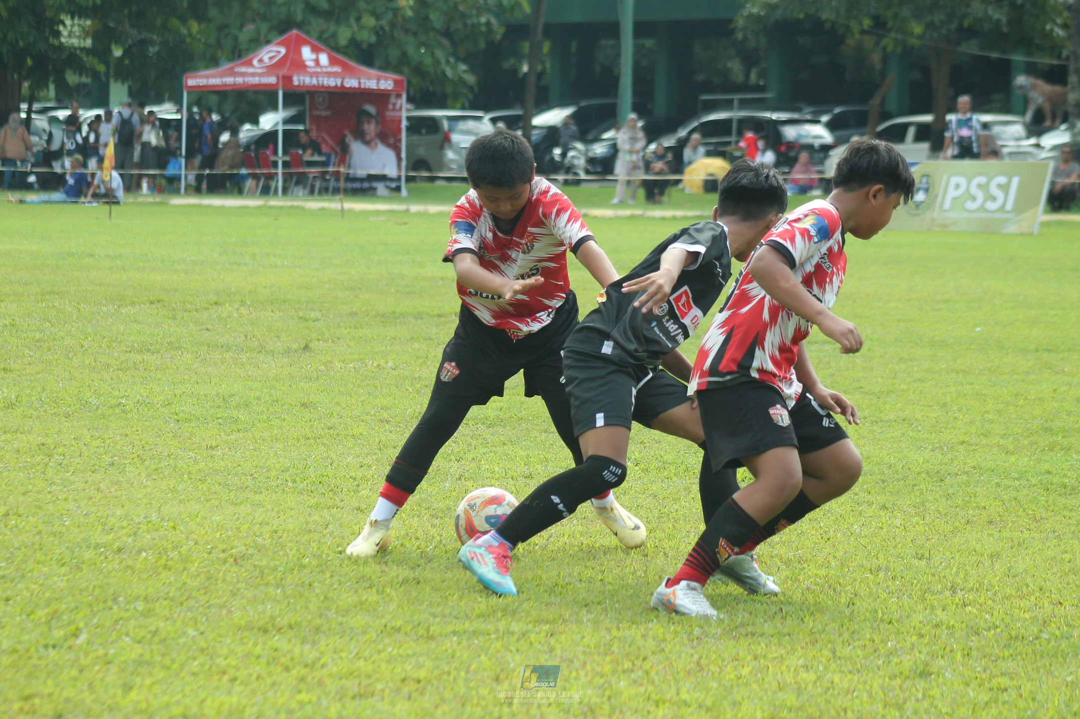 ijl u11 120426 jips soccer vs diklat paku jaya