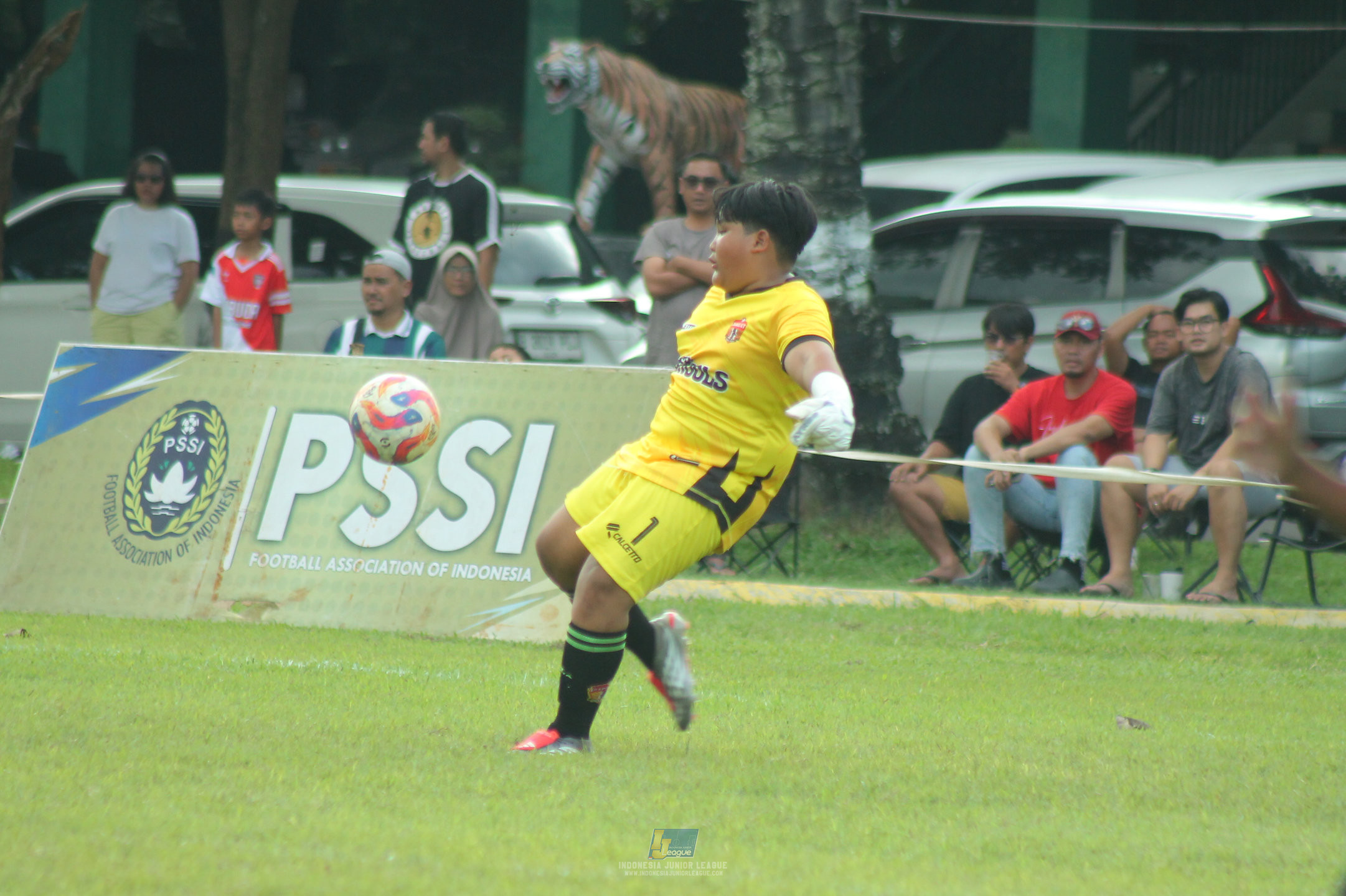 ijl u11 120426 jips soccer vs diklat paku jaya