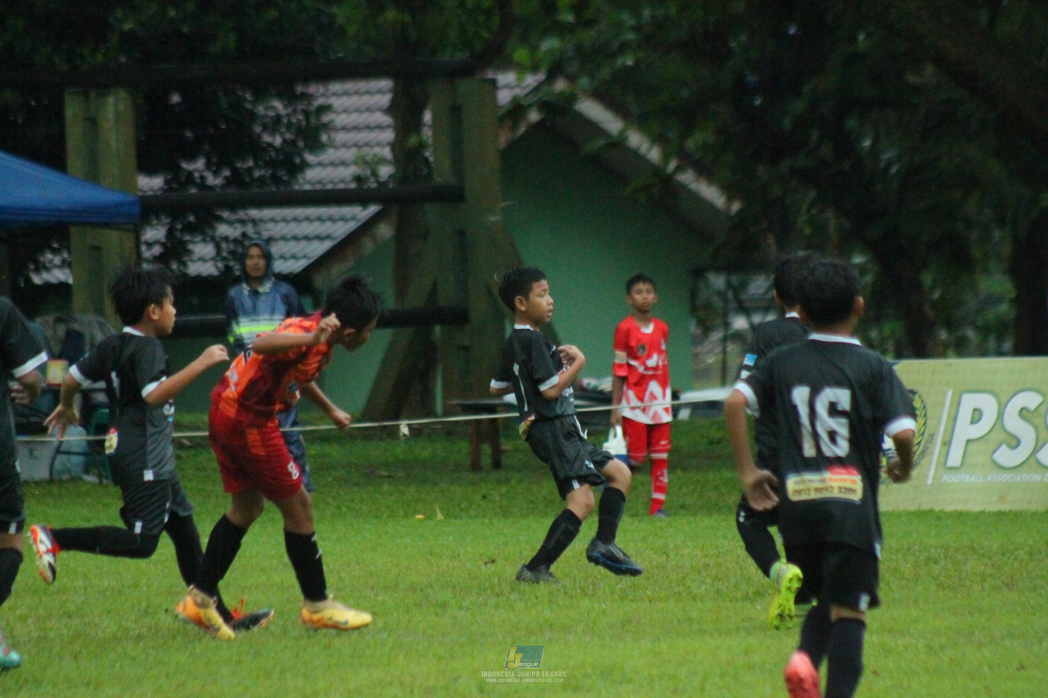 ijl u11 120426 karawang youth soccer vs jips soccer