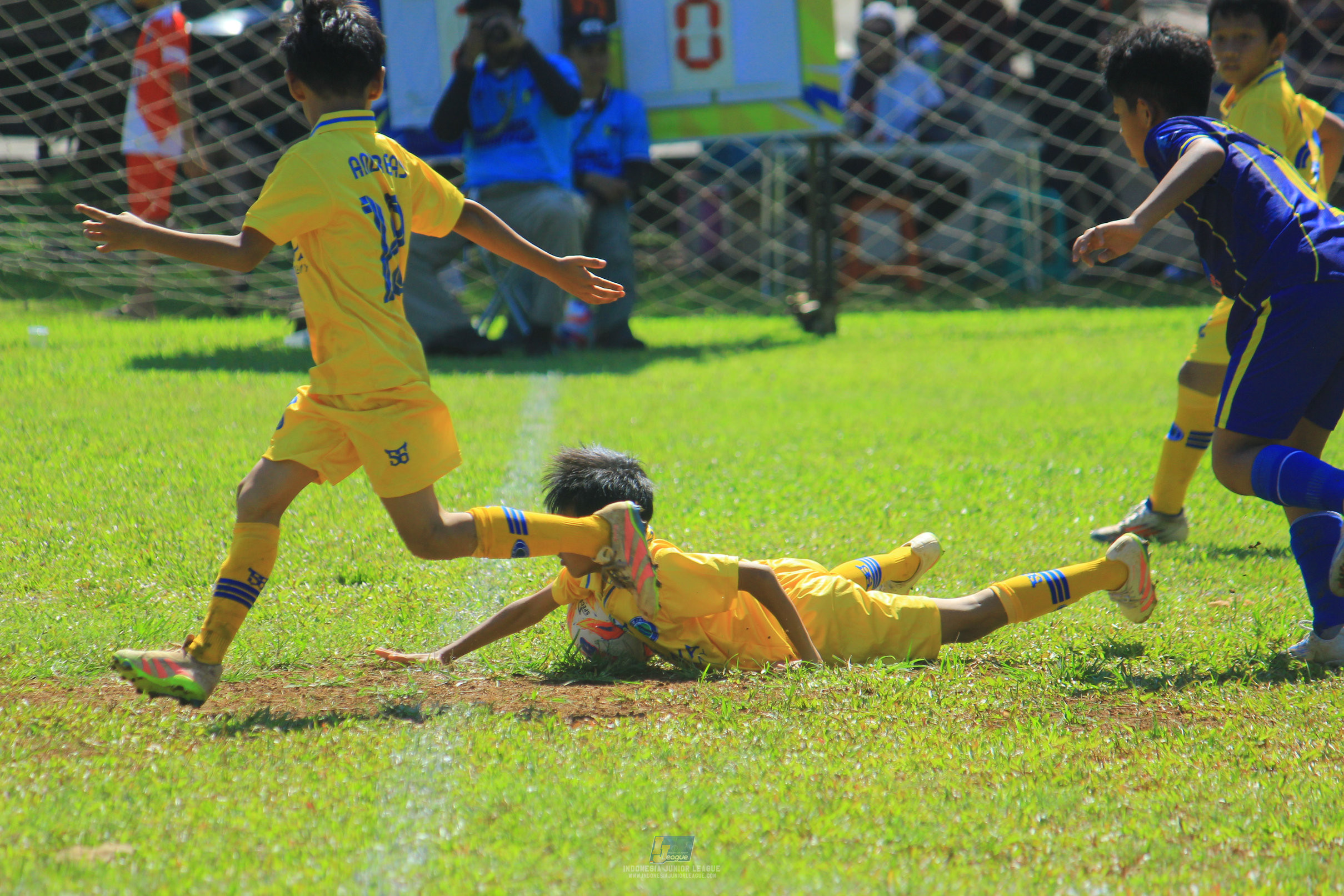 ijl u11 120426 kenzie united vs pam jaya fa