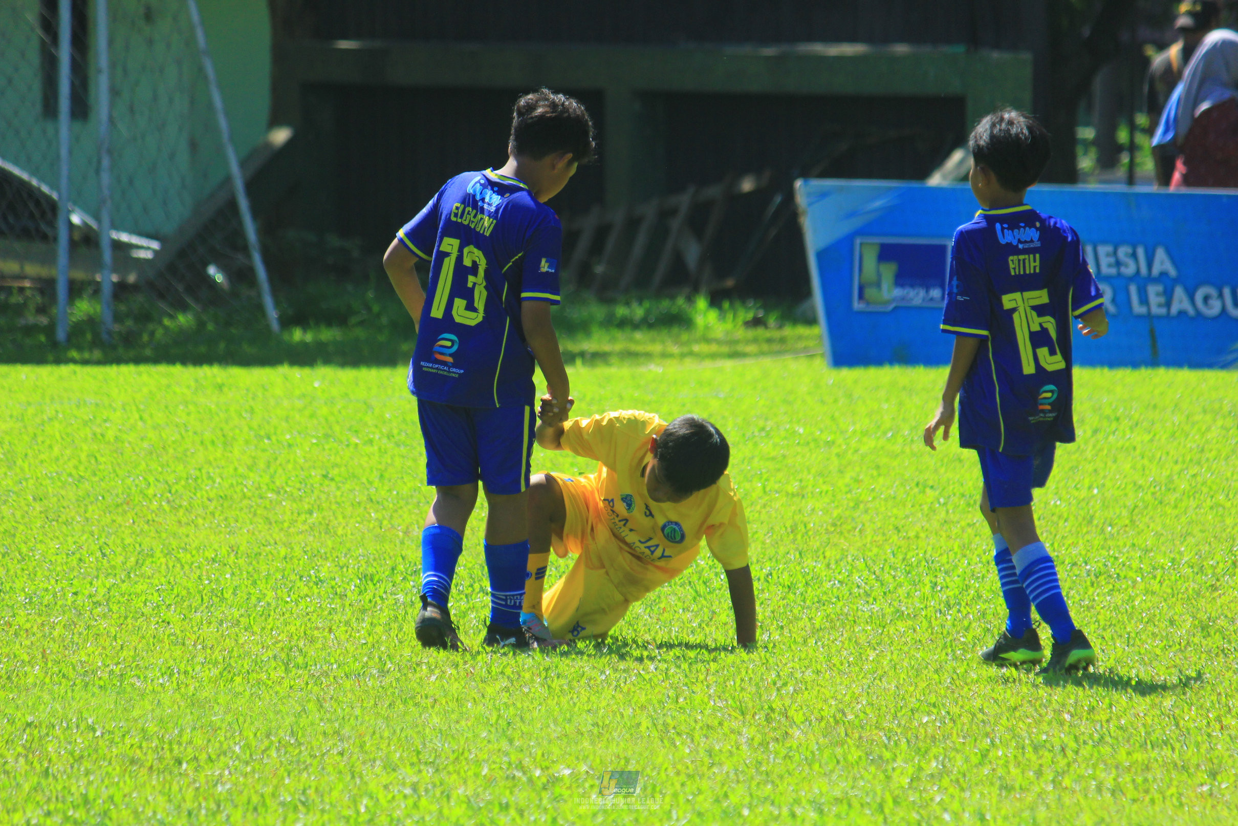 ijl u11 120426 kenzie united vs pam jaya fa