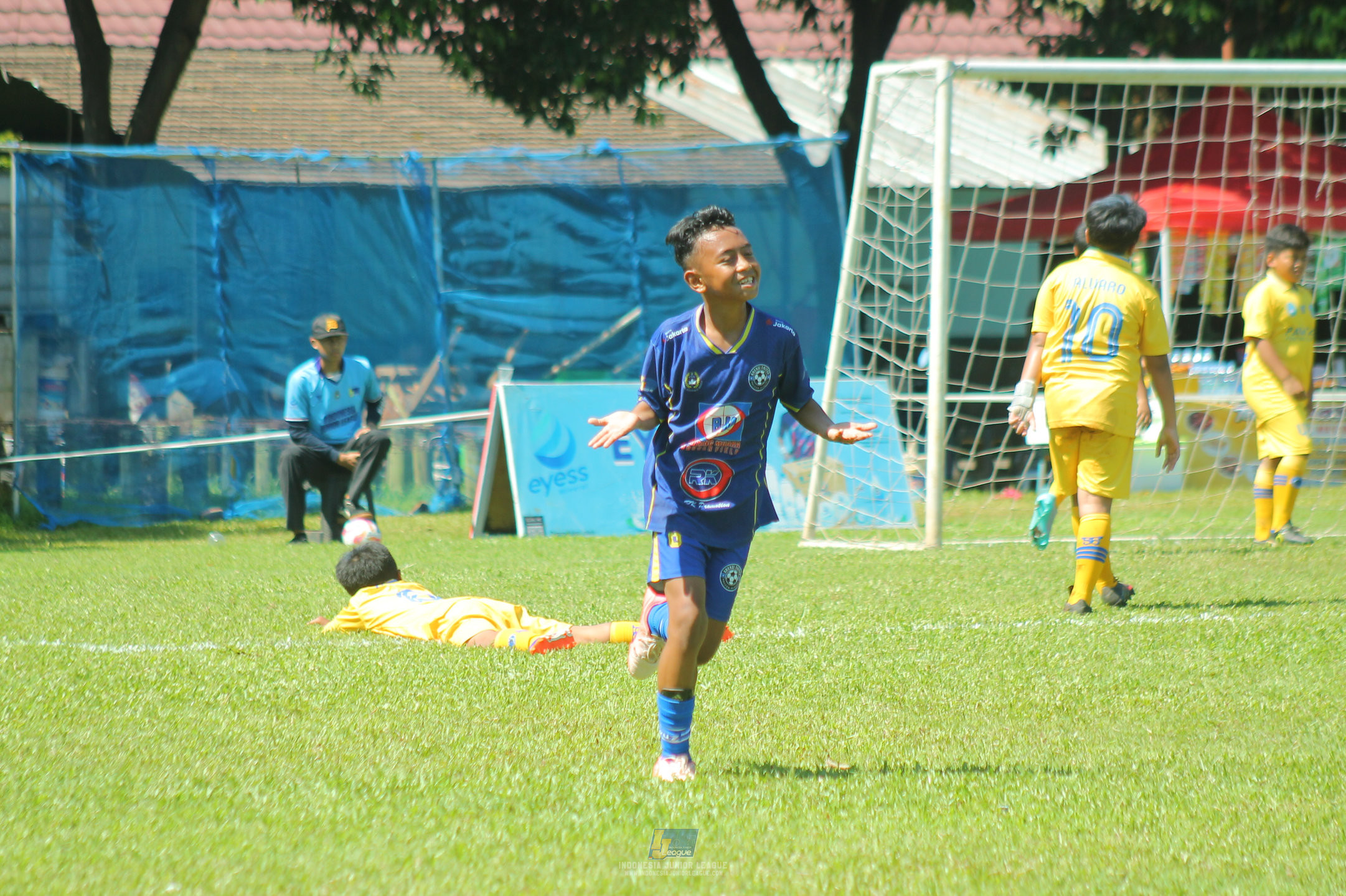ijl u11 120426 kenzie united vs pam jaya fa