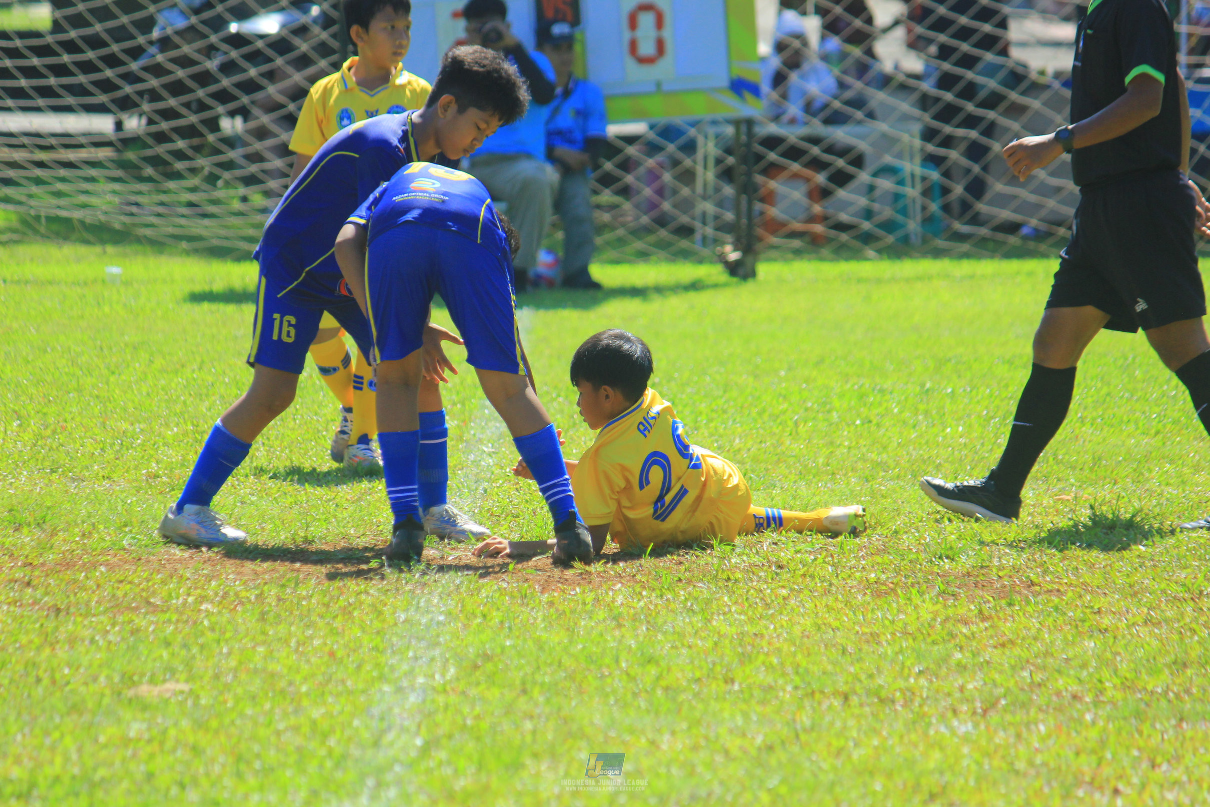ijl u11 120426 kenzie united vs pam jaya fa