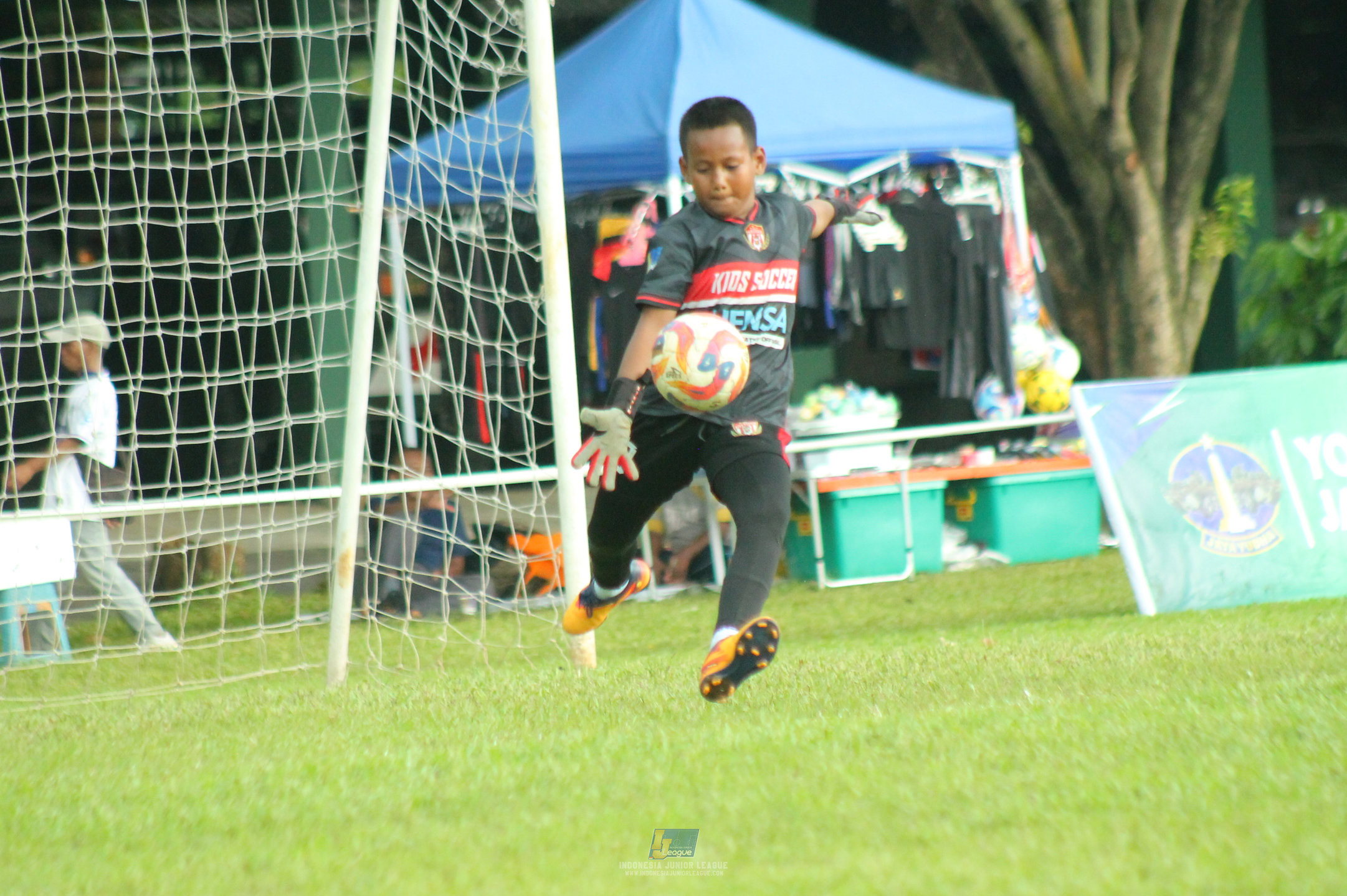ijl u11 120426 kids soccer family vs indonesia muda utara
