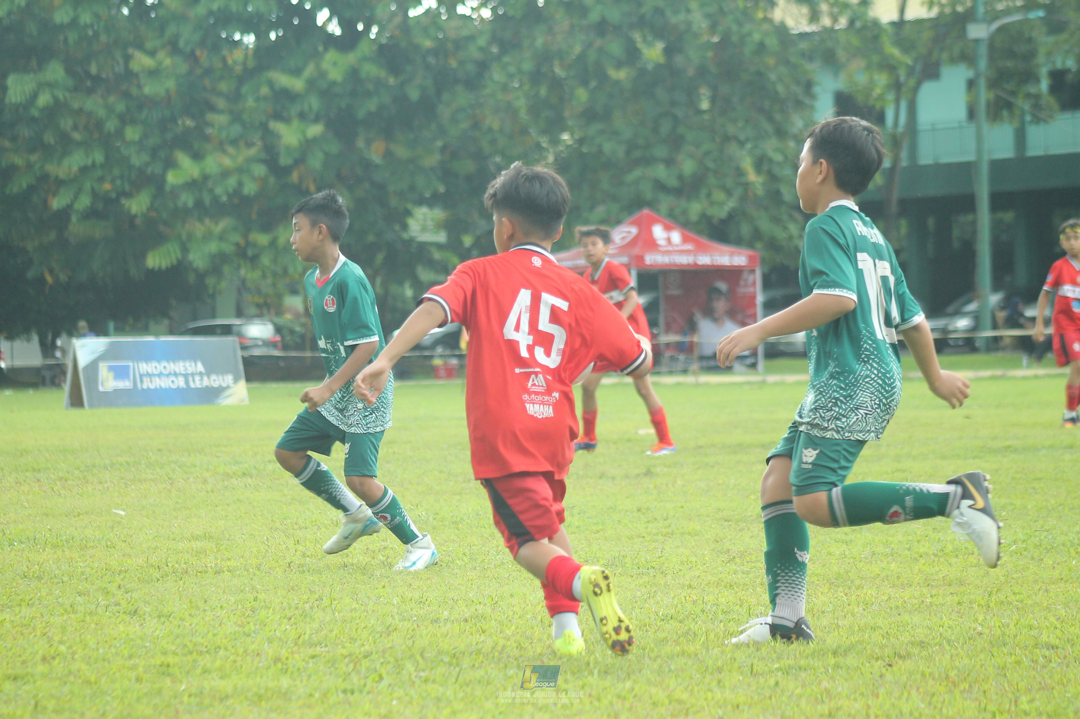 ijl u11 120426 kids soccer family vs indonesia muda utara