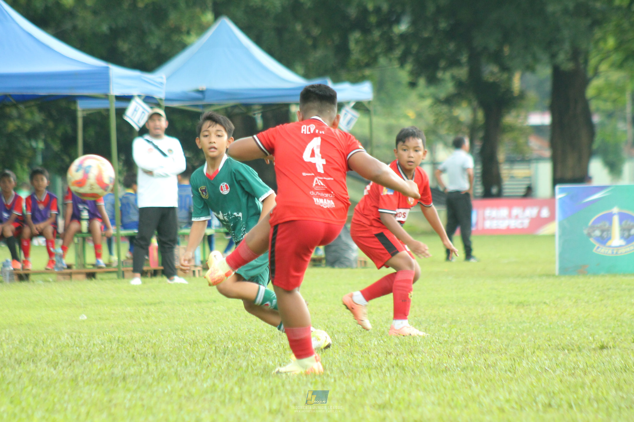 ijl u11 120426 kids soccer family vs indonesia muda utara
