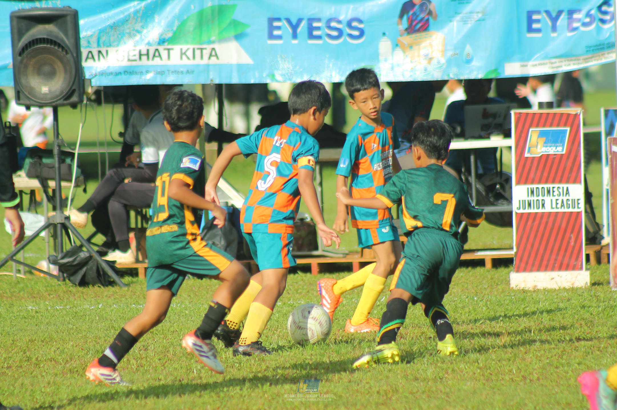 ijl u11 120426 newland fa vs jakarta academy soccer