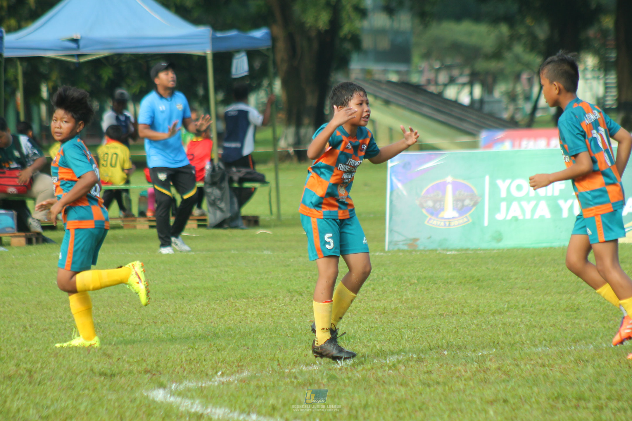 ijl u11 120426 newland fa vs jakarta academy soccer