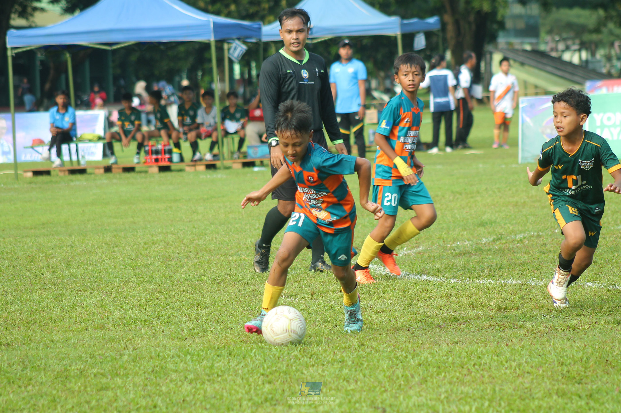 ijl u11 120426 newland fa vs jakarta academy soccer
