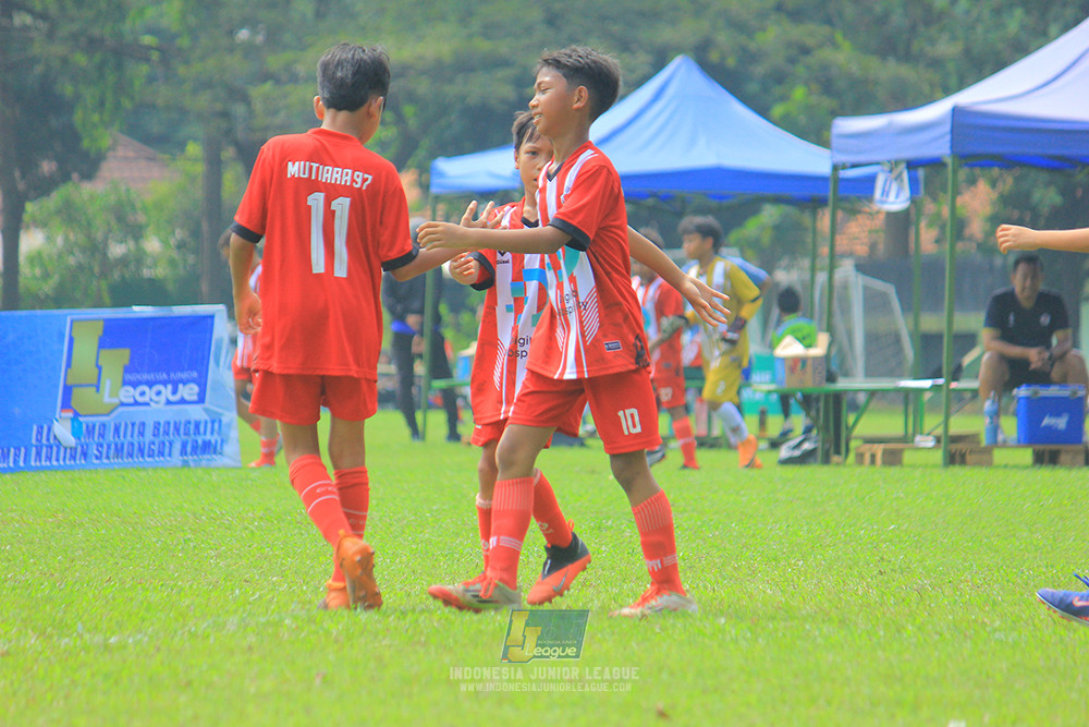 ijl u11 170526 fff academy white vs mutiara 97