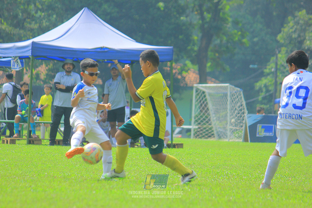 ijl u11 170526 maesa pararaider white vs brazillian ss senayan