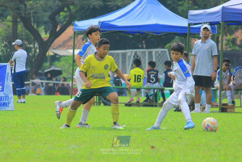 ijl u11 170526 maesa pararaider white vs brazillian ss senayan