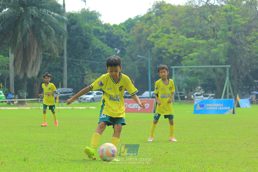 ijl u11 170526 maesa pararaider white vs brazillian ss senayan