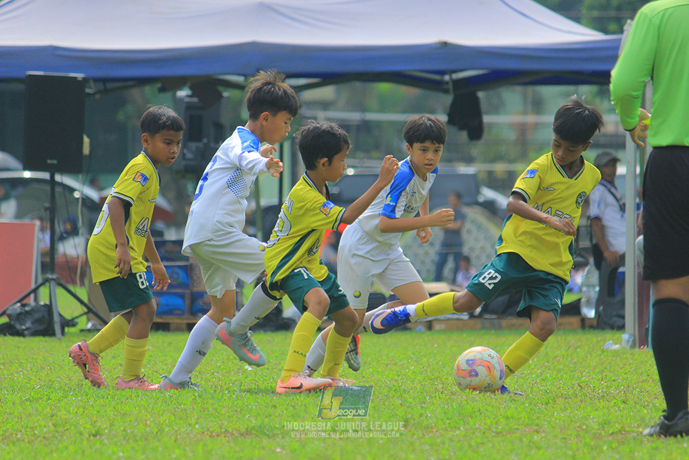 ijl u11 170526 maesa pararaider white vs brazillian ss senayan