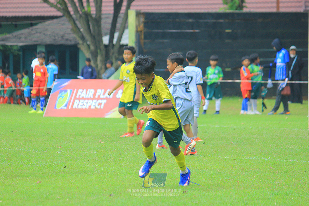 ijl u11 190426 asia football school vs maesa pararaider white
