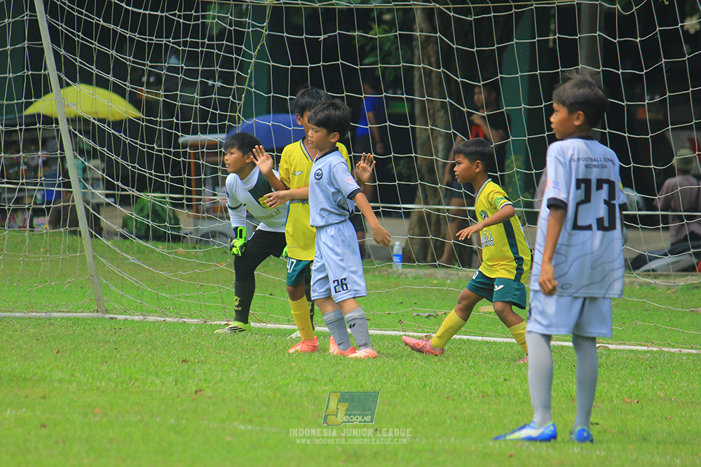ijl u11 190426 asia football school vs maesa pararaider white