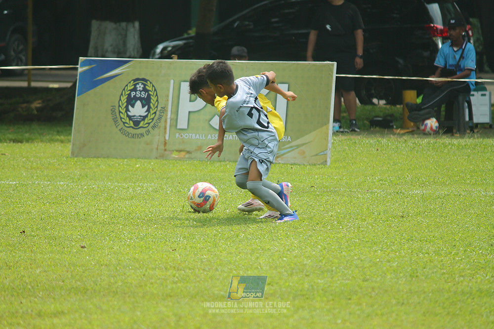 ijl u11 190426 asia football school vs maesa pararaider white
