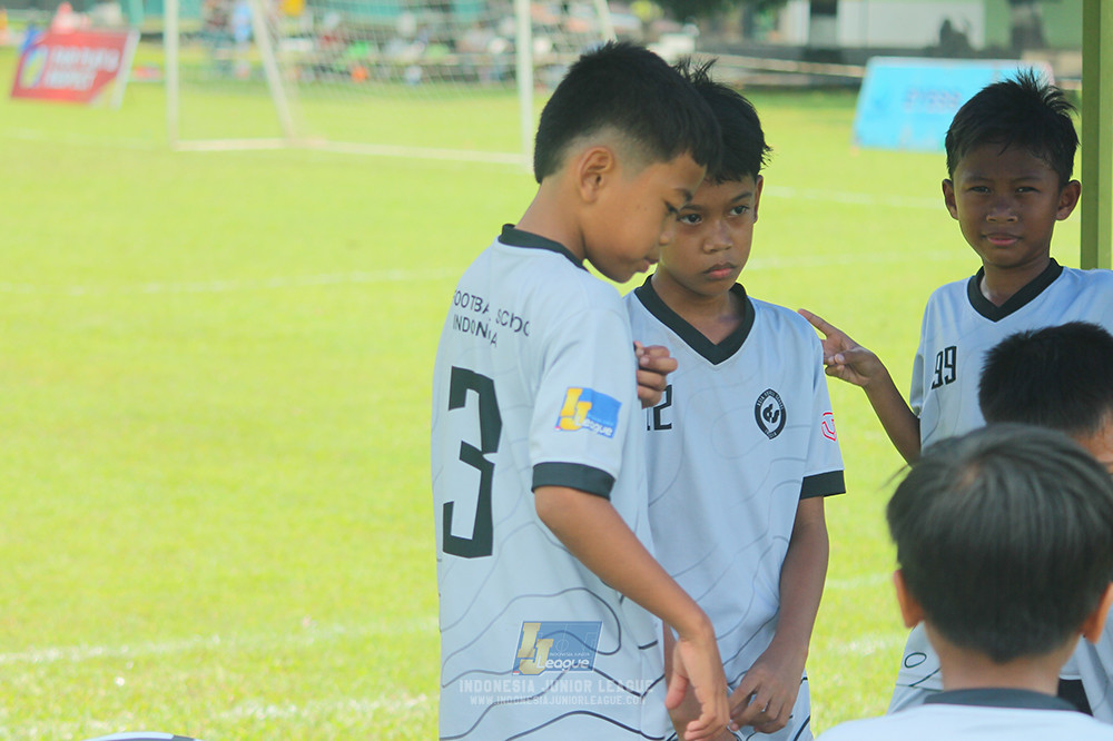 ijl u11 190426 asia football school vs maesa pararaider white
