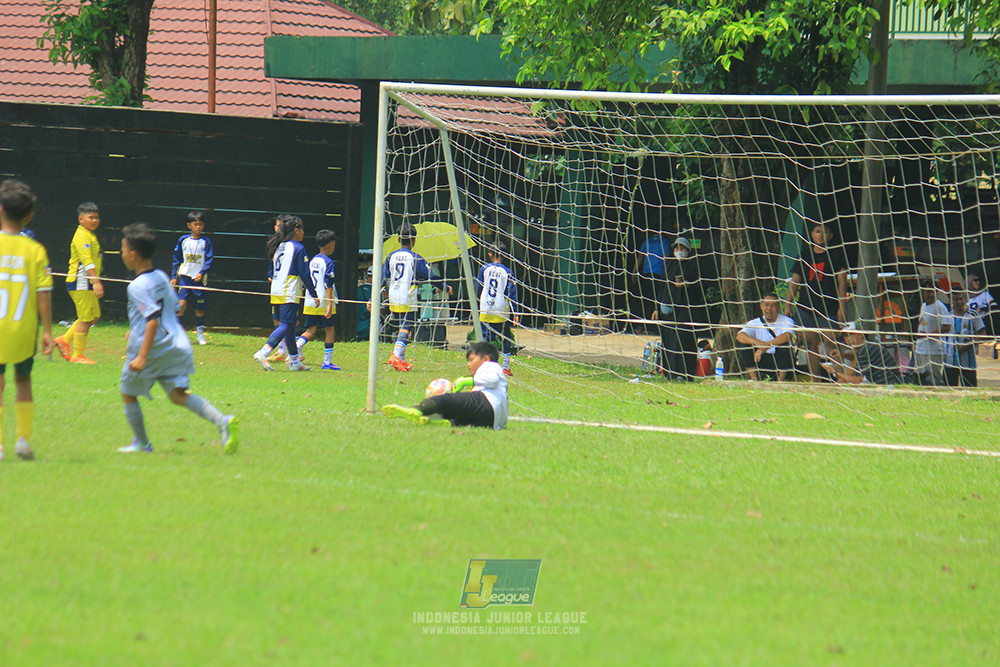 ijl u11 190426 asia football school vs maesa pararaider white