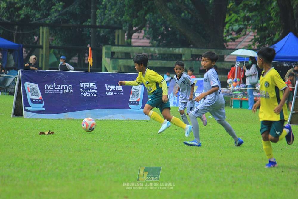 ijl u11 190426 asia football school vs maesa pararaider white
