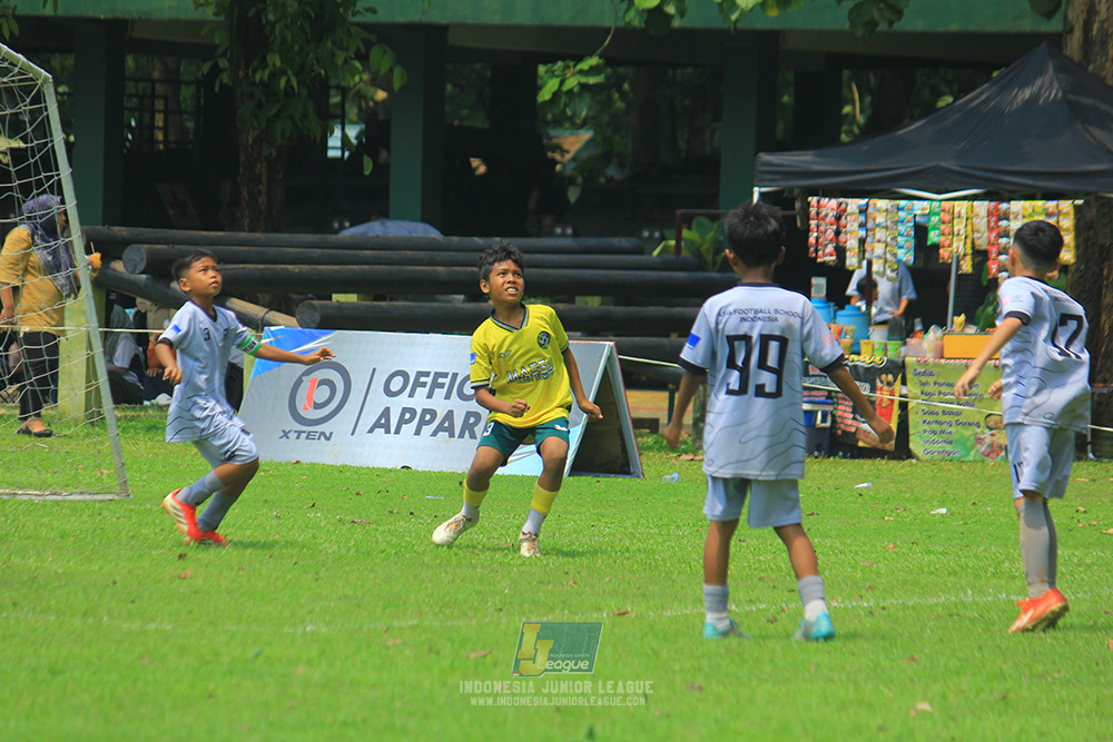 ijl u11 190426 asia football school vs maesa pararaider white