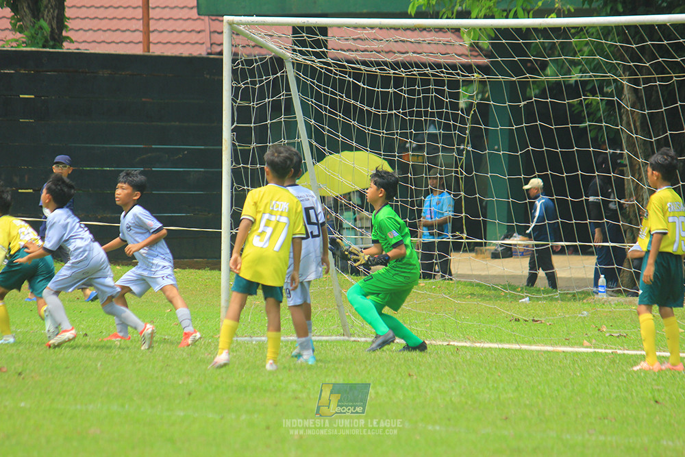 ijl u11 190426 asia football school vs maesa pararaider white