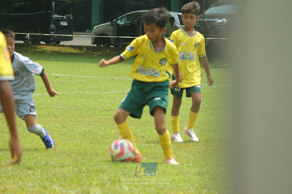 ijl u11 190426 asia football school vs maesa pararaider white