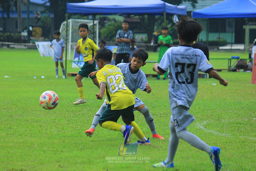 ijl u11 190426 asia football school vs maesa pararaider white