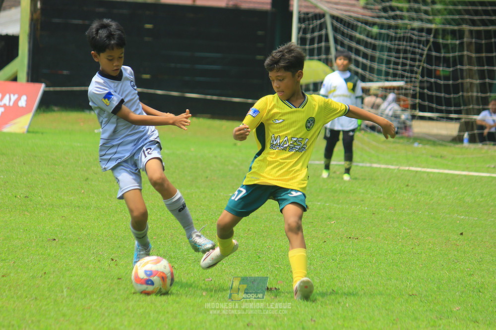 ijl u11 190426 asia football school vs maesa pararaider white
