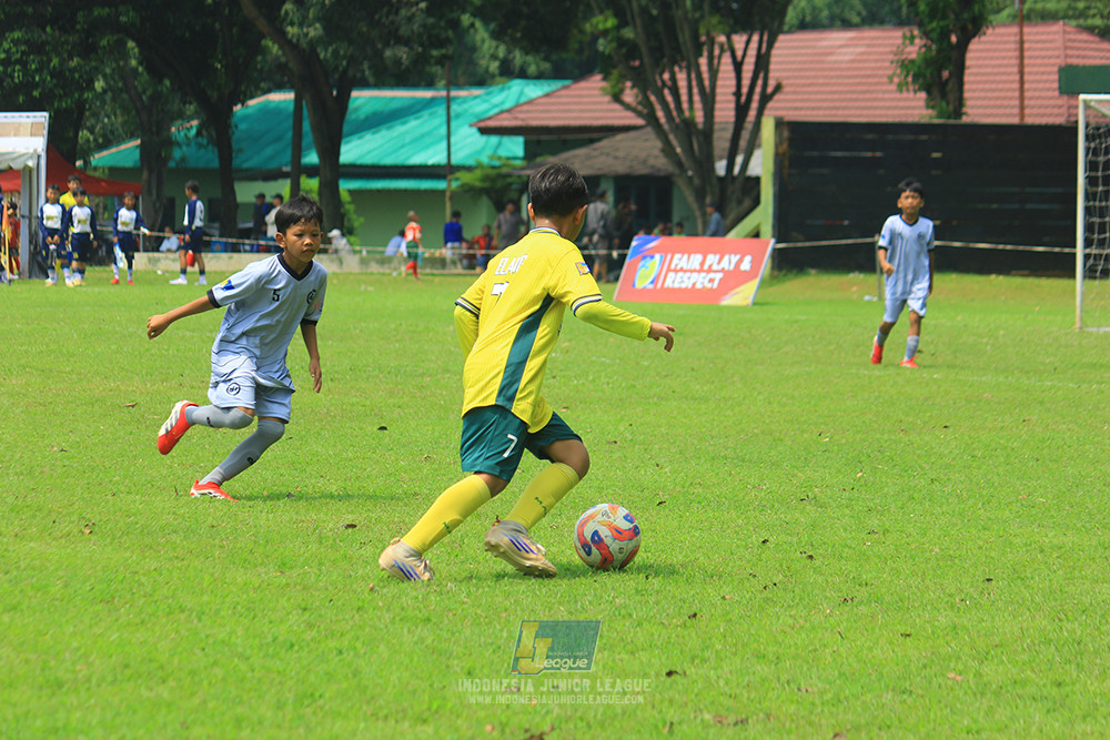 ijl u11 190426 asia football school vs maesa pararaider white
