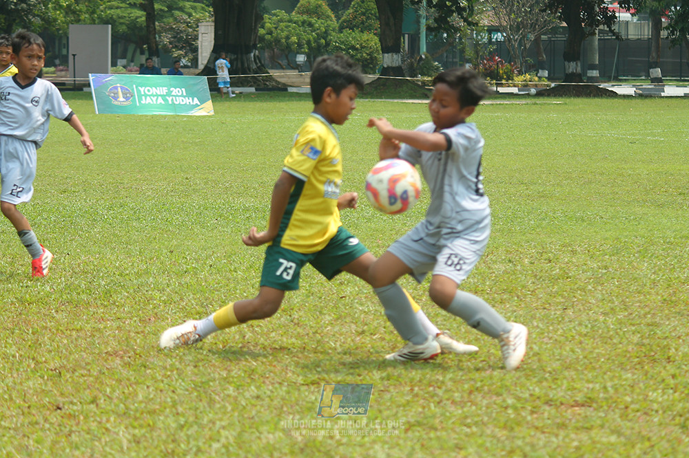 ijl u11 190426 asia football school vs maesa pararaider white