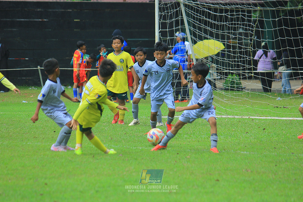 ijl u11 190426 asia football school vs maesa pararaider white