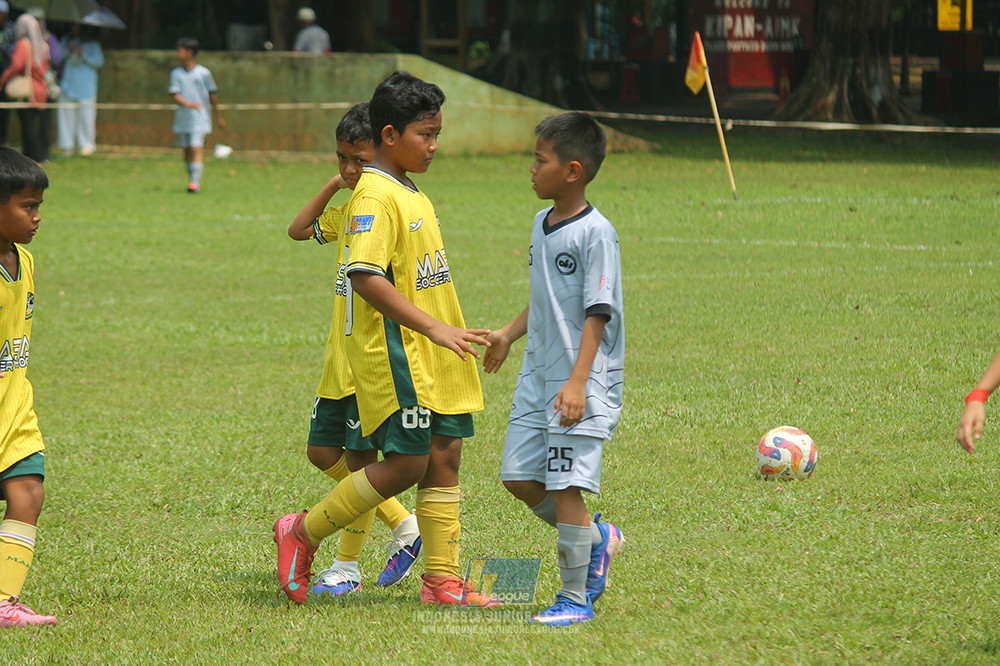 ijl u11 190426 asia football school vs maesa pararaider white