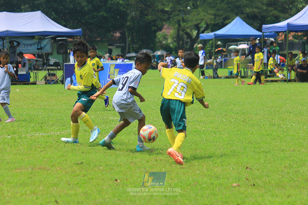 ijl u11 190426 asia football school vs maesa pararaider white