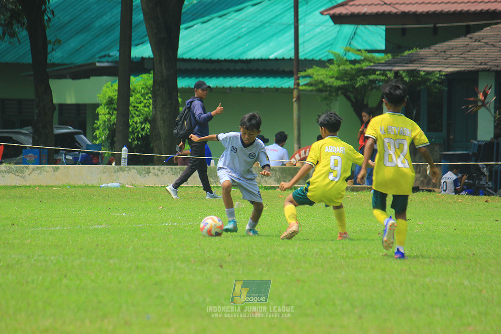 ijl u11 190426 asia football school vs maesa pararaider white