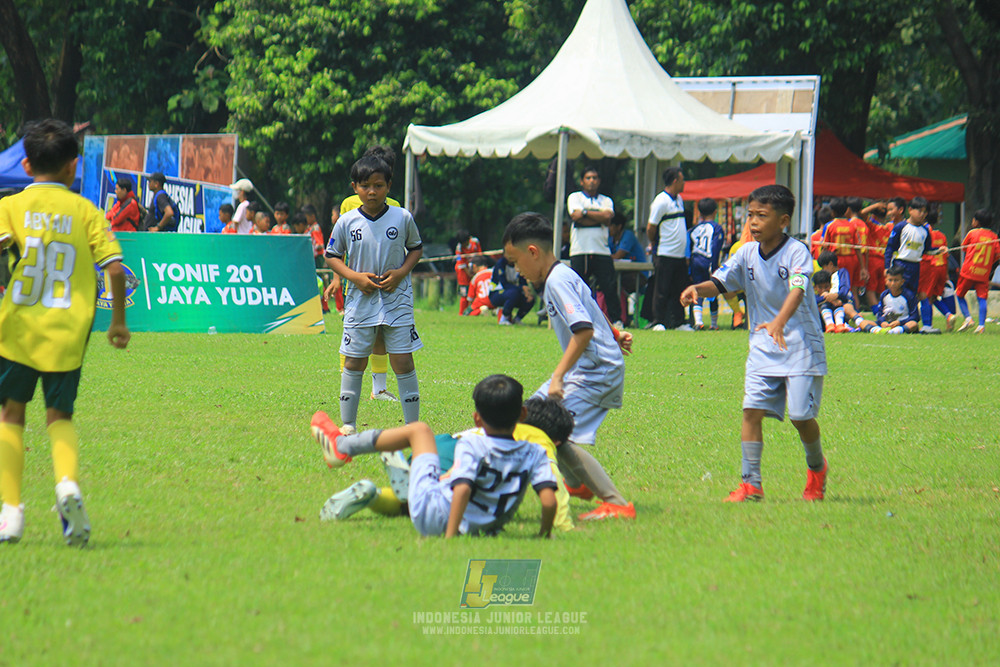 ijl u11 190426 asia football school vs maesa pararaider white