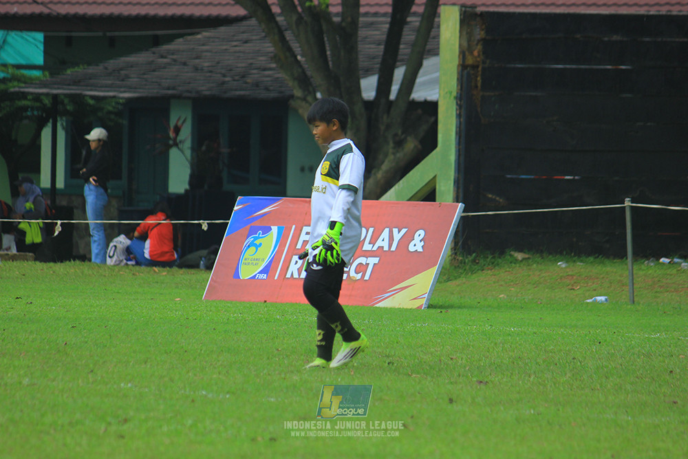 ijl u11 190426 asia football school vs maesa pararaider white