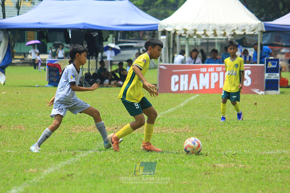 ijl u11 190426 asia football school vs maesa pararaider white