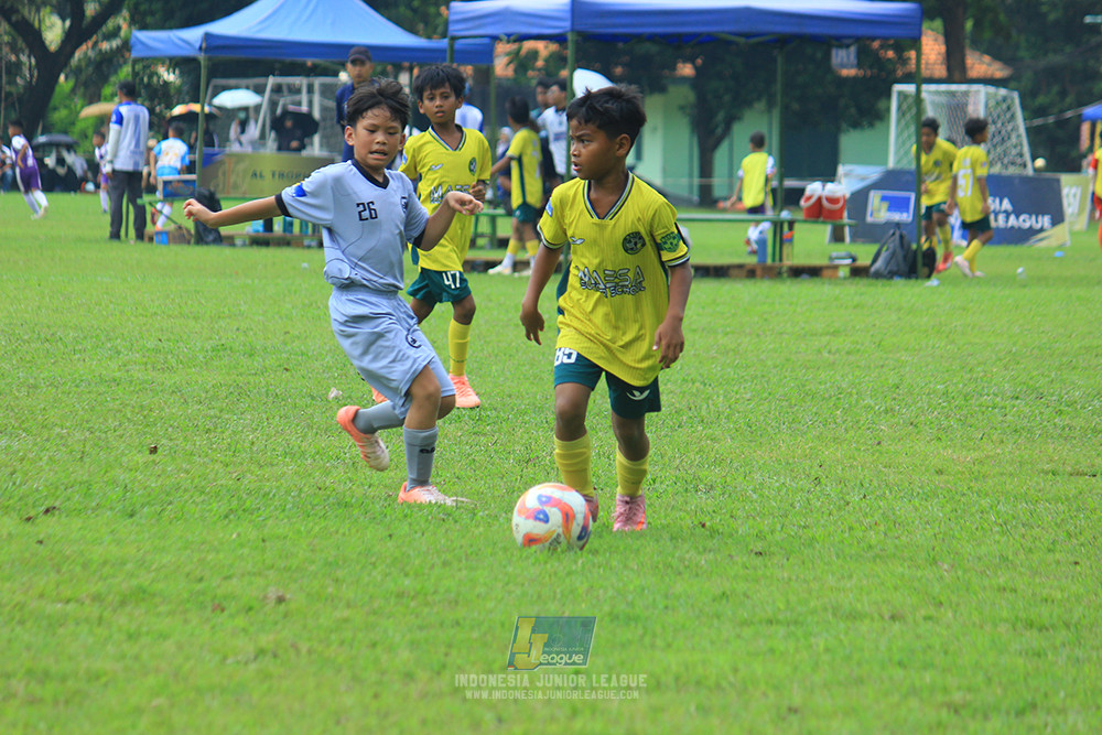 ijl u11 190426 asia football school vs maesa pararaider white