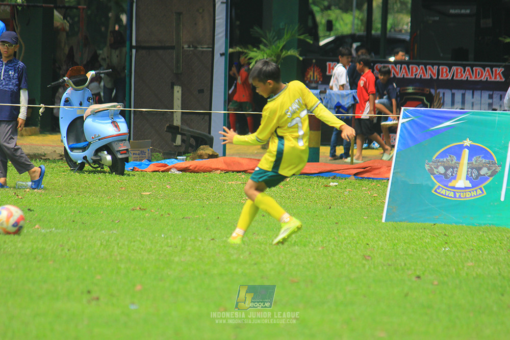 ijl u11 190426 asia football school vs maesa pararaider white