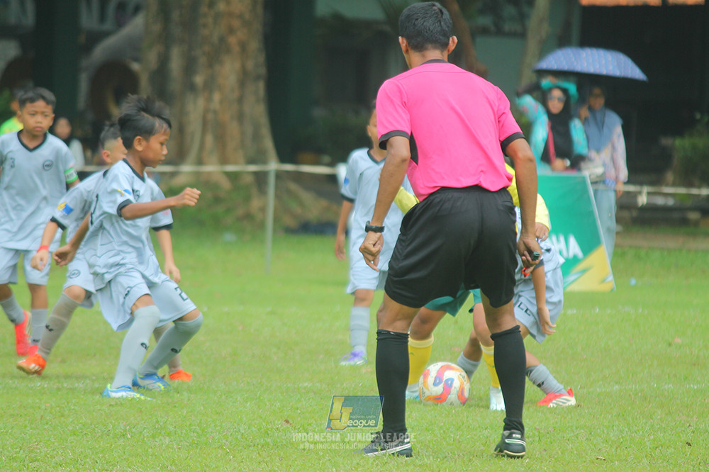 ijl u11 190426 asia football school vs maesa pararaider white
