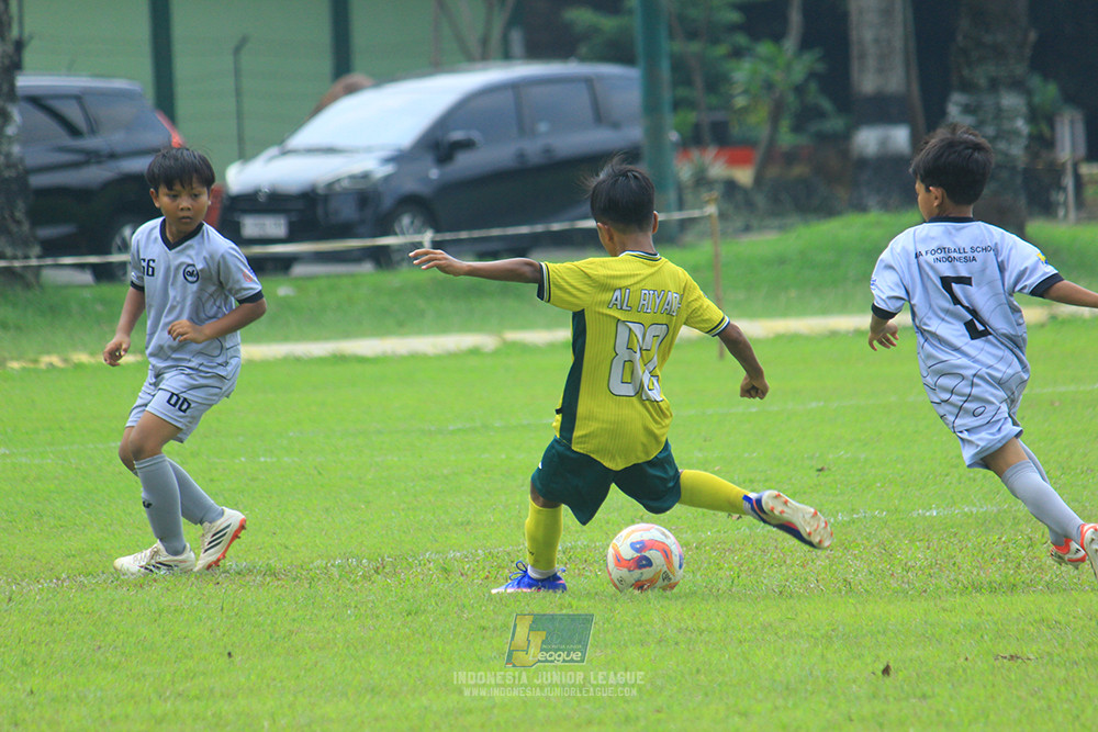 ijl u11 190426 asia football school vs maesa pararaider white