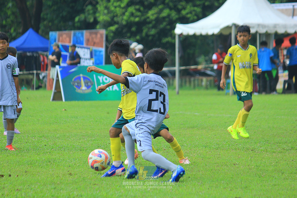 ijl u11 190426 asia football school vs maesa pararaider white