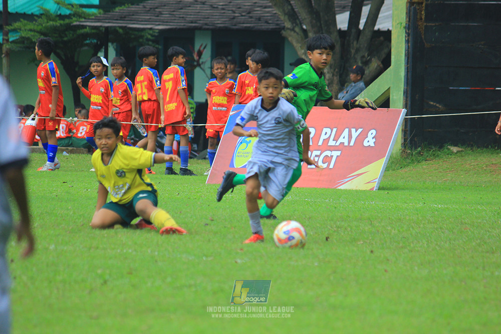 ijl u11 190426 asia football school vs maesa pararaider white