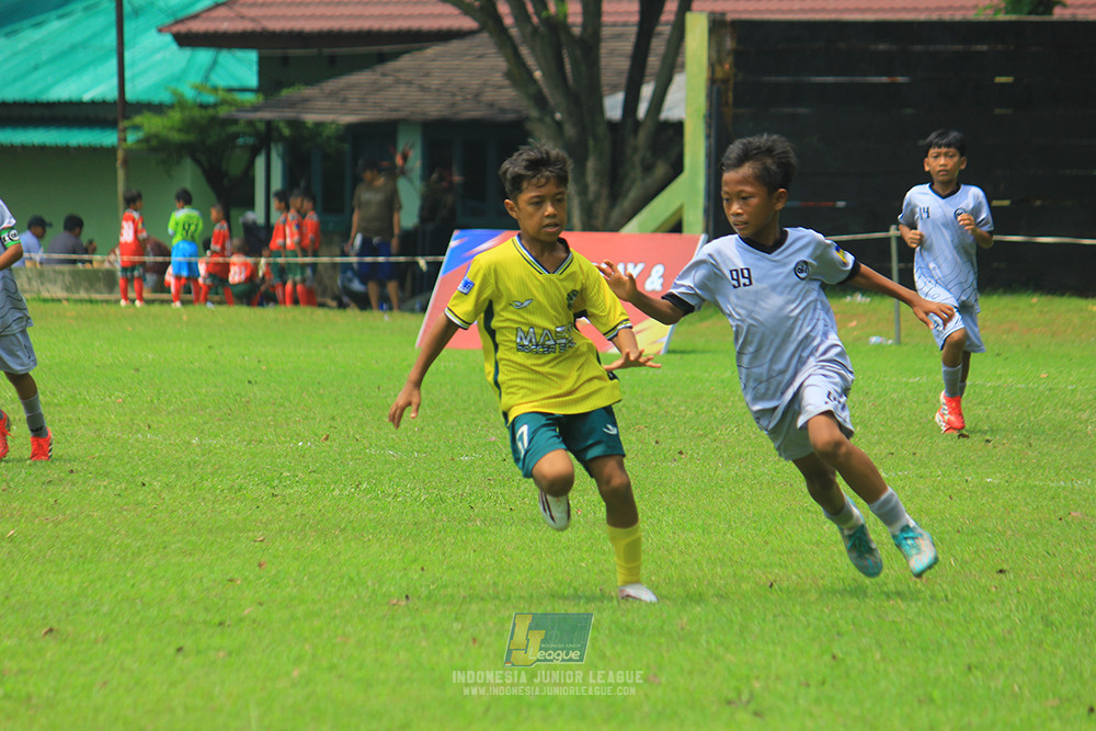 ijl u11 190426 asia football school vs maesa pararaider white