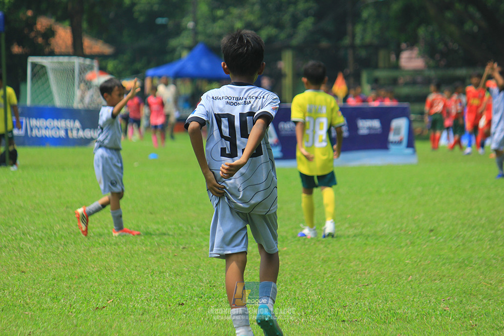 ijl u11 190426 asia football school vs maesa pararaider white