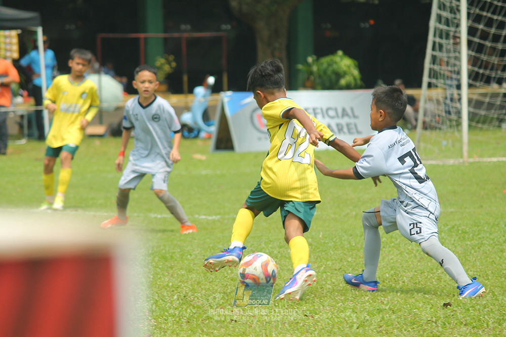 ijl u11 190426 asia football school vs maesa pararaider white