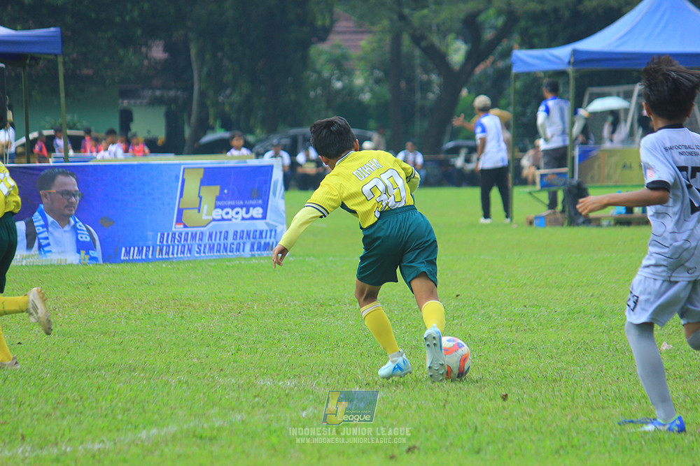 ijl u11 190426 asia football school vs maesa pararaider white
