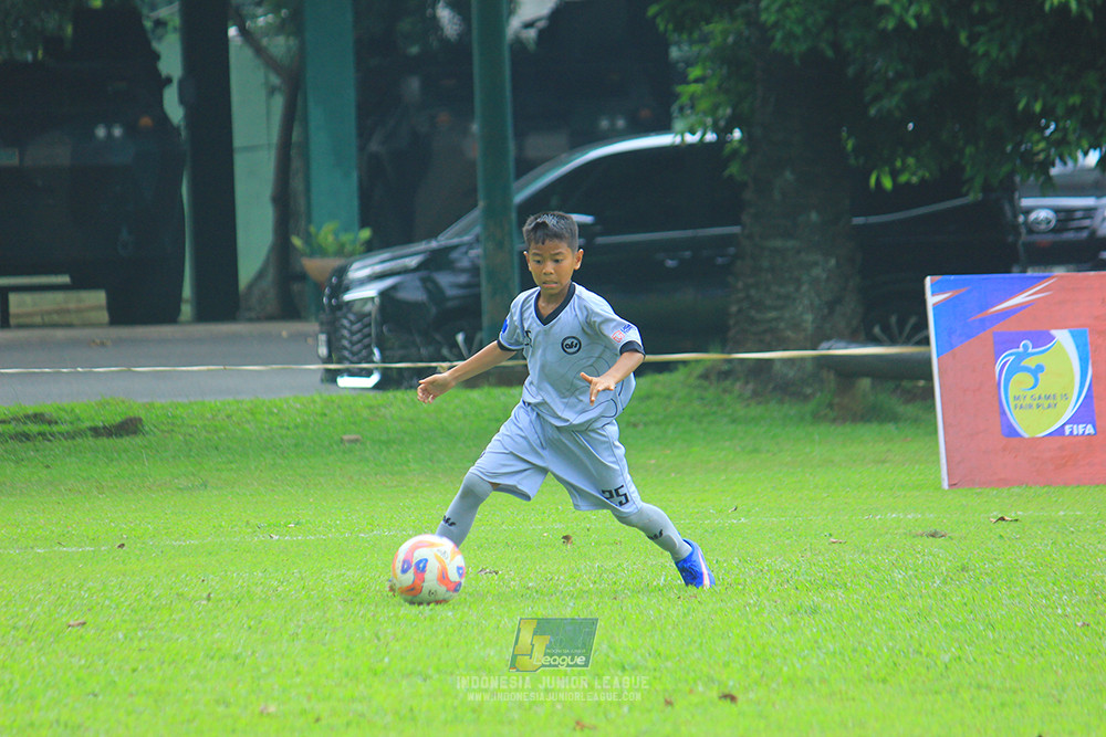 ijl u11 190426 asia football school vs maesa pararaider white